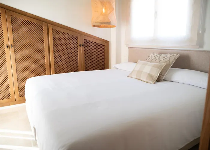 Rooms By Jova